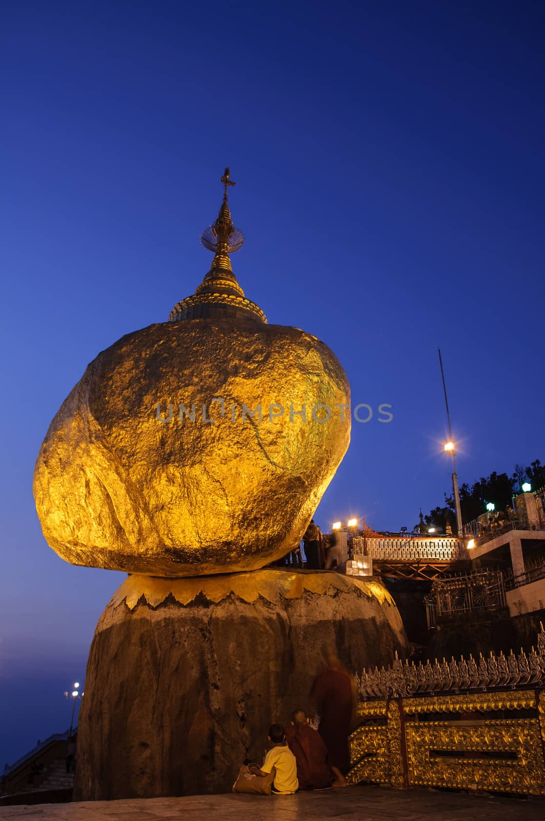 Night of Golden Rock (Kyaiktiyo), Burma by letoakin