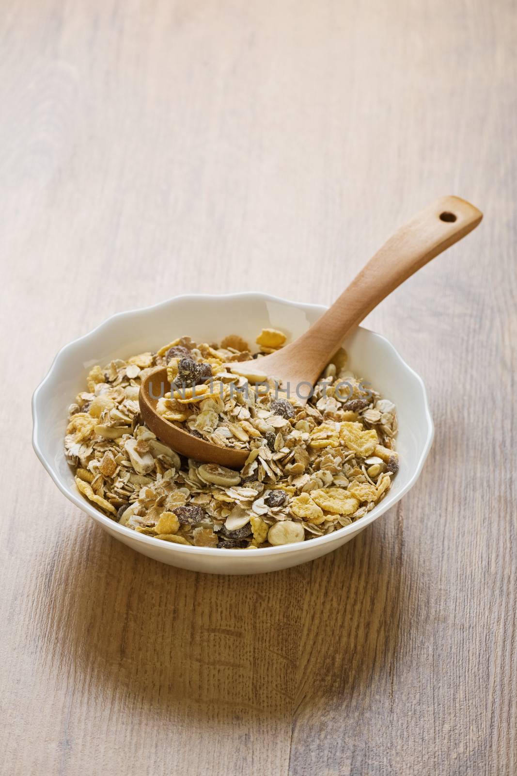 plate with muesli