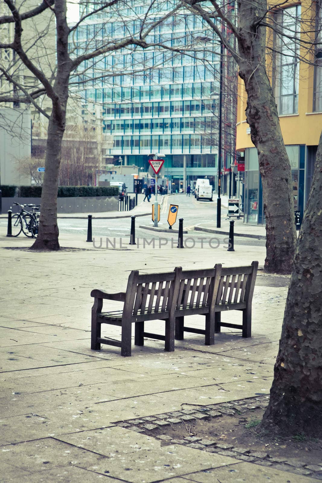 Park bench by trgowanlock