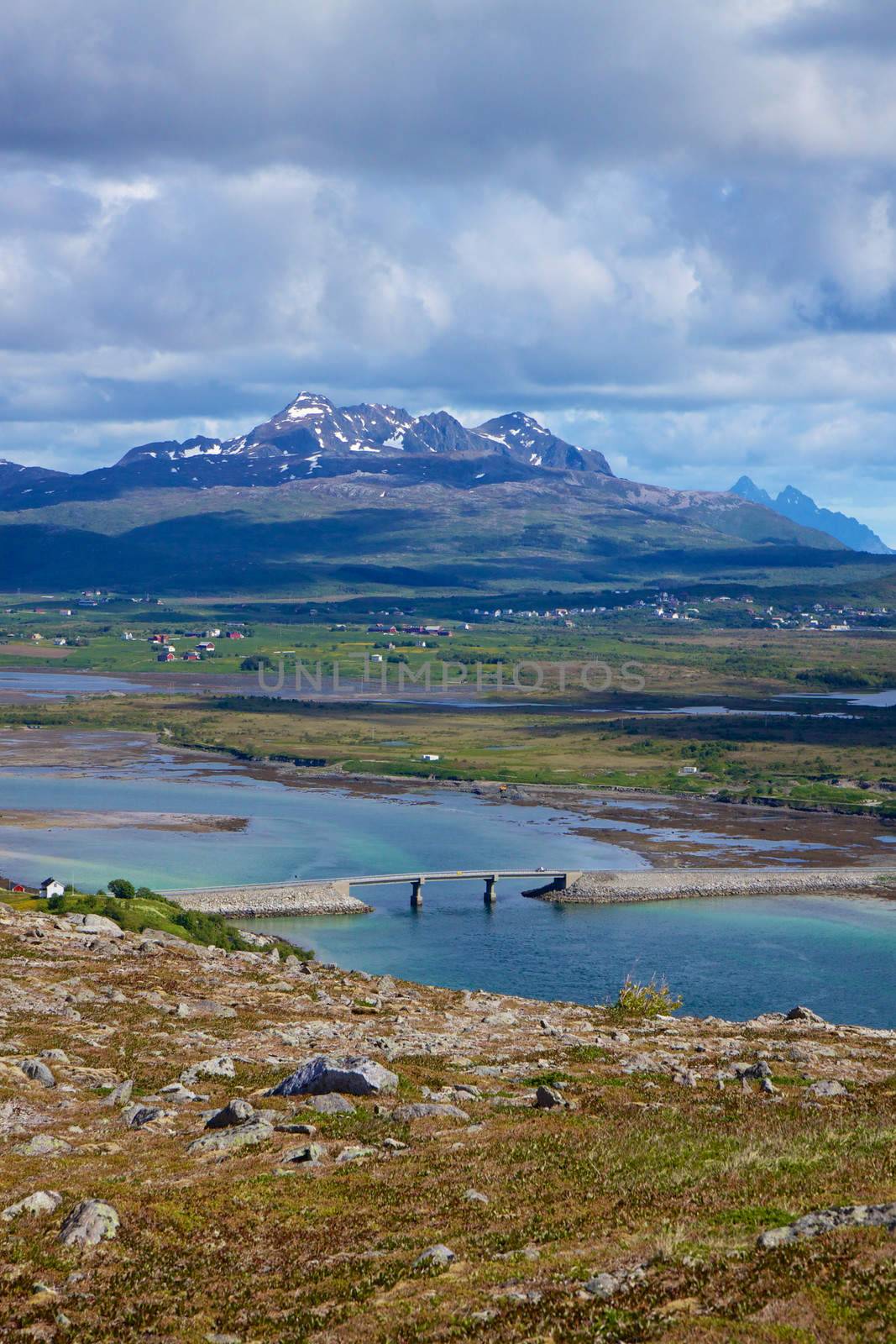 Lofoten by Harvepino