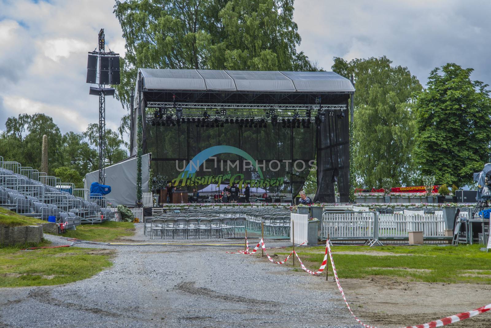 TV 2 Norway produces a popular program at Fredriksten fortress in Halden called for General singalong at the border, at Norwegian: Allsang p�� grensen. The program will be filmed every Wednesday with famous performers and audience and broadcast on television every Thursday. The photos are shot on Tuesday before recording and showing tribunes, stages, sound check and preparation.