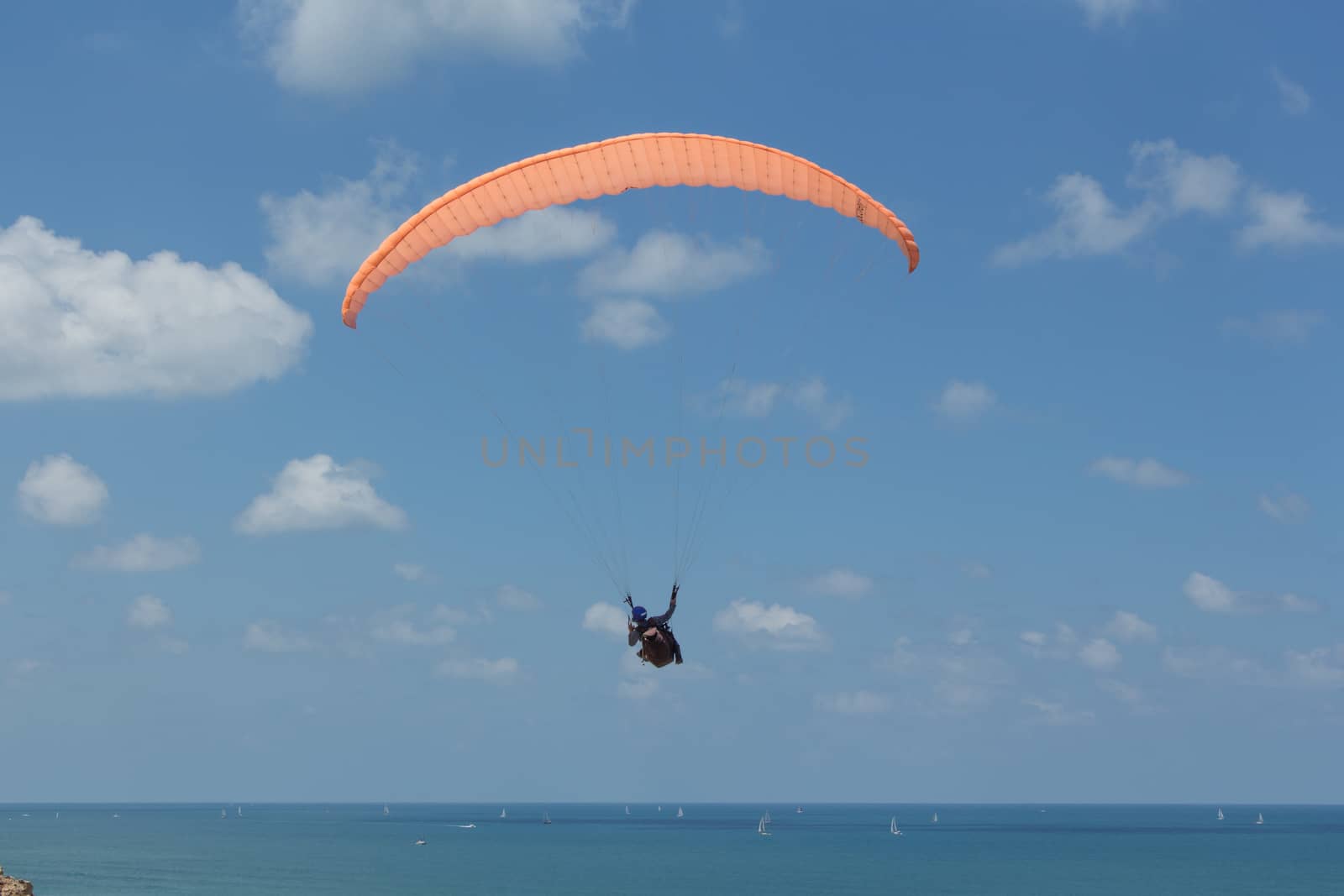 Para-gliding flight.