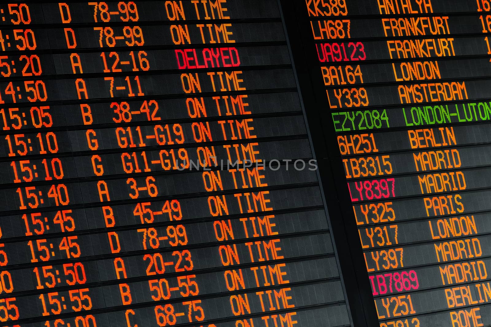 Electronic flights schedule - arrivals and departures information in international airport