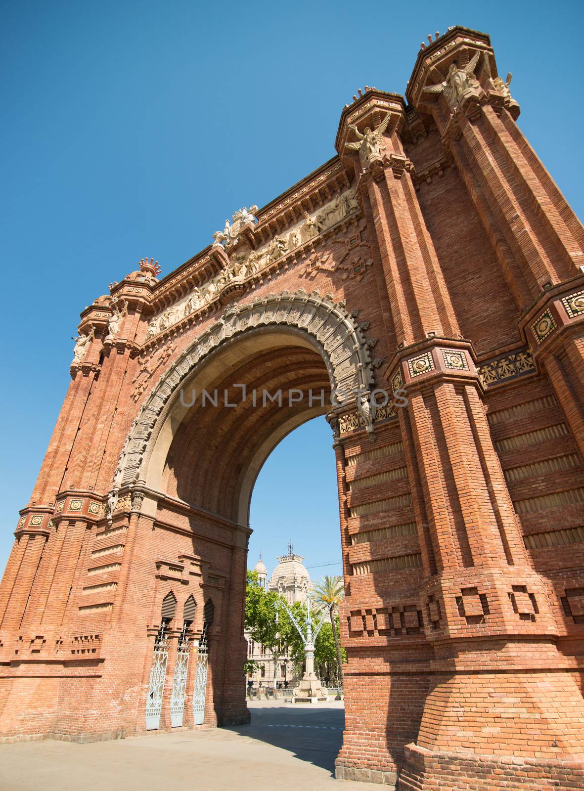 Triumphal Arch of Barcelona against blurD3 sky