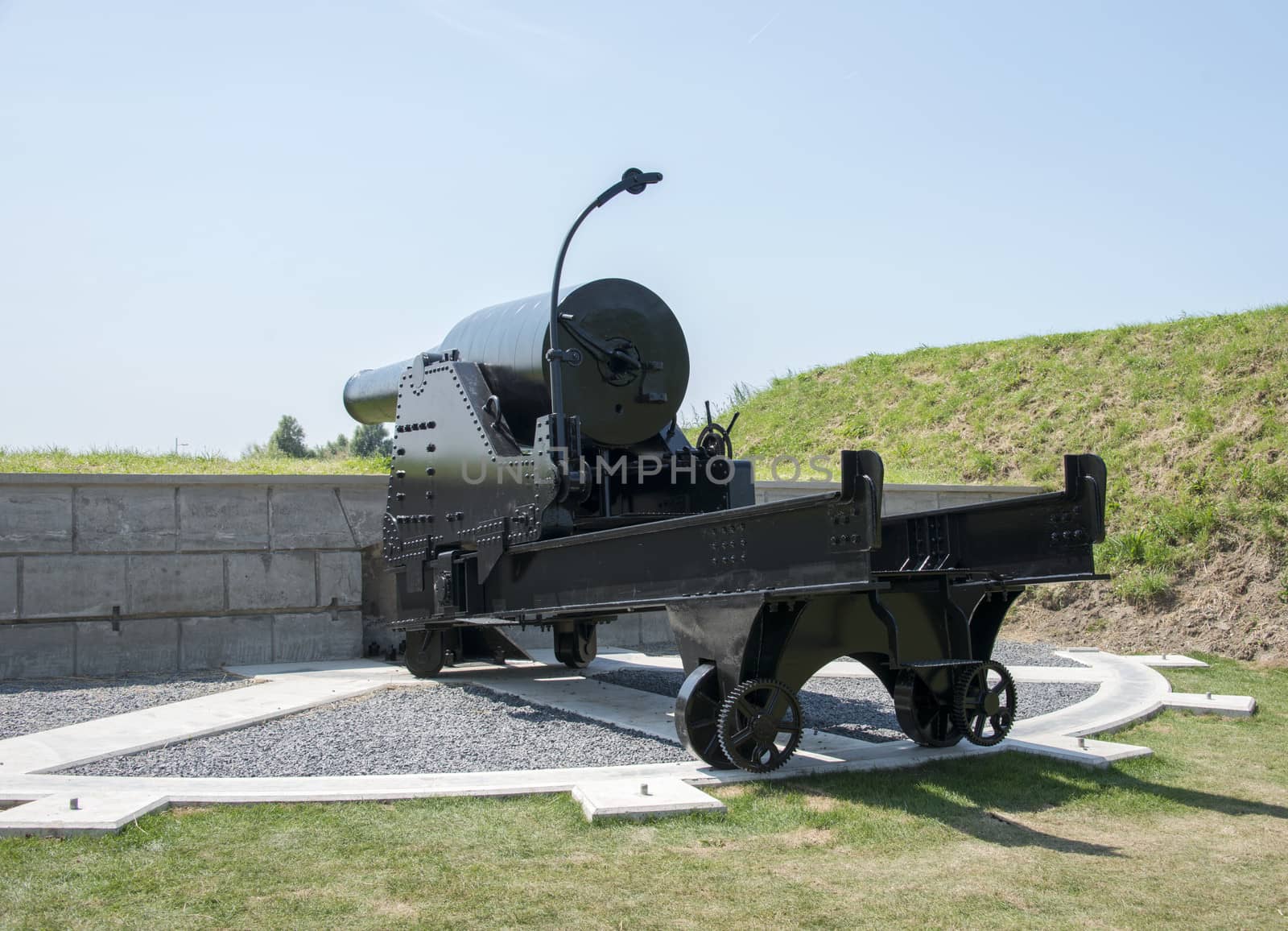  Biggest iron point 24 kaliber canon in Holland Hellevoetsluis