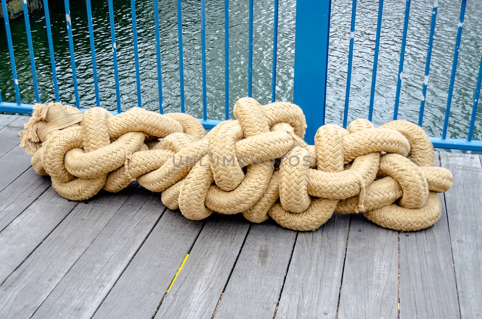 Marine rope tightly knotted by marcorubino