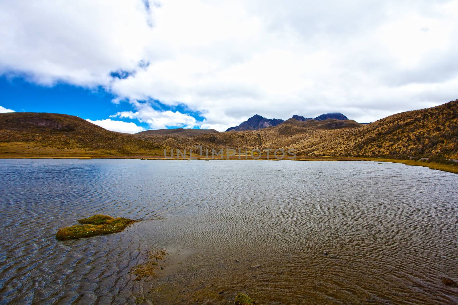 mountains and lake in the Cotopaxi National Park