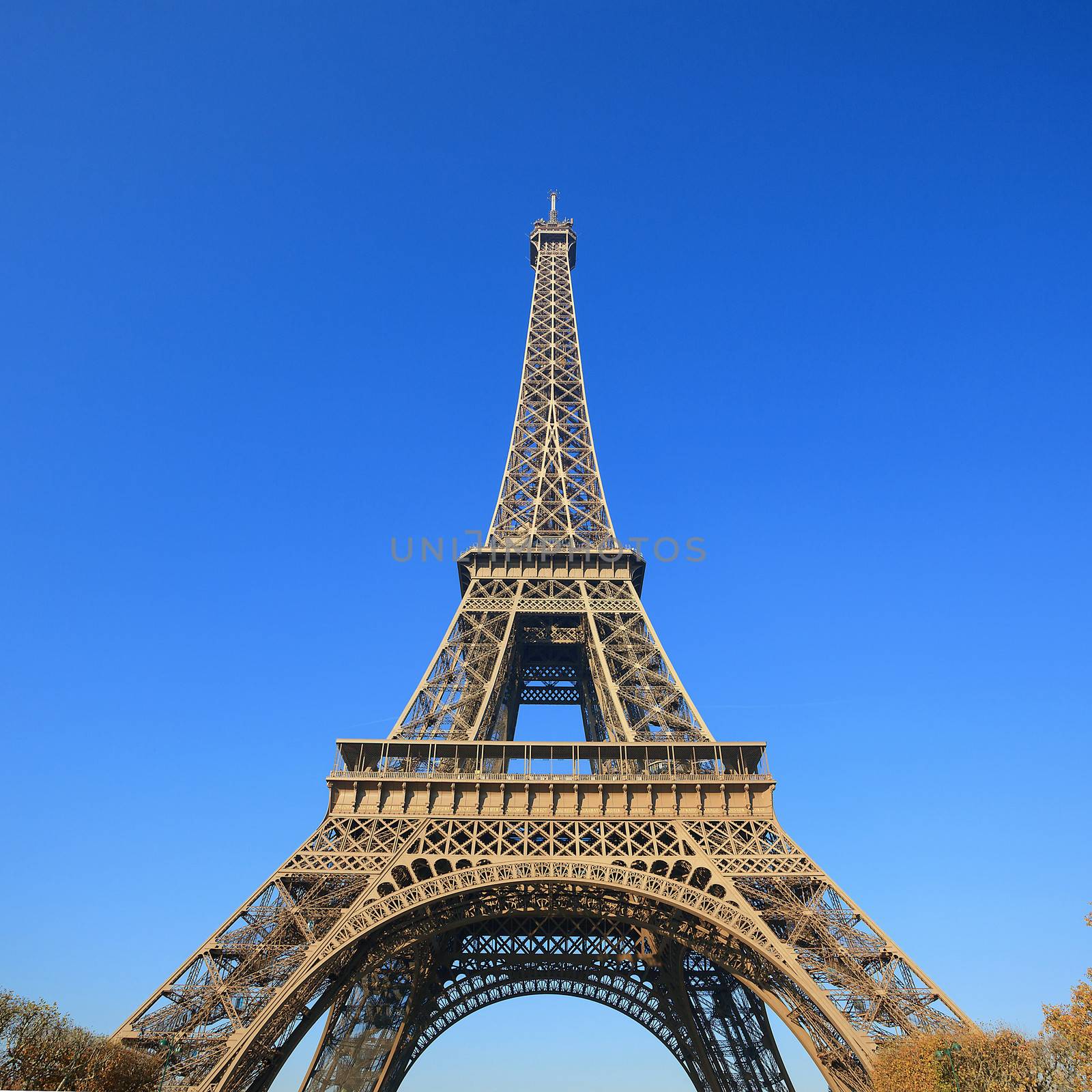Eiffel Tower, Paris Best Destinations in Europe 