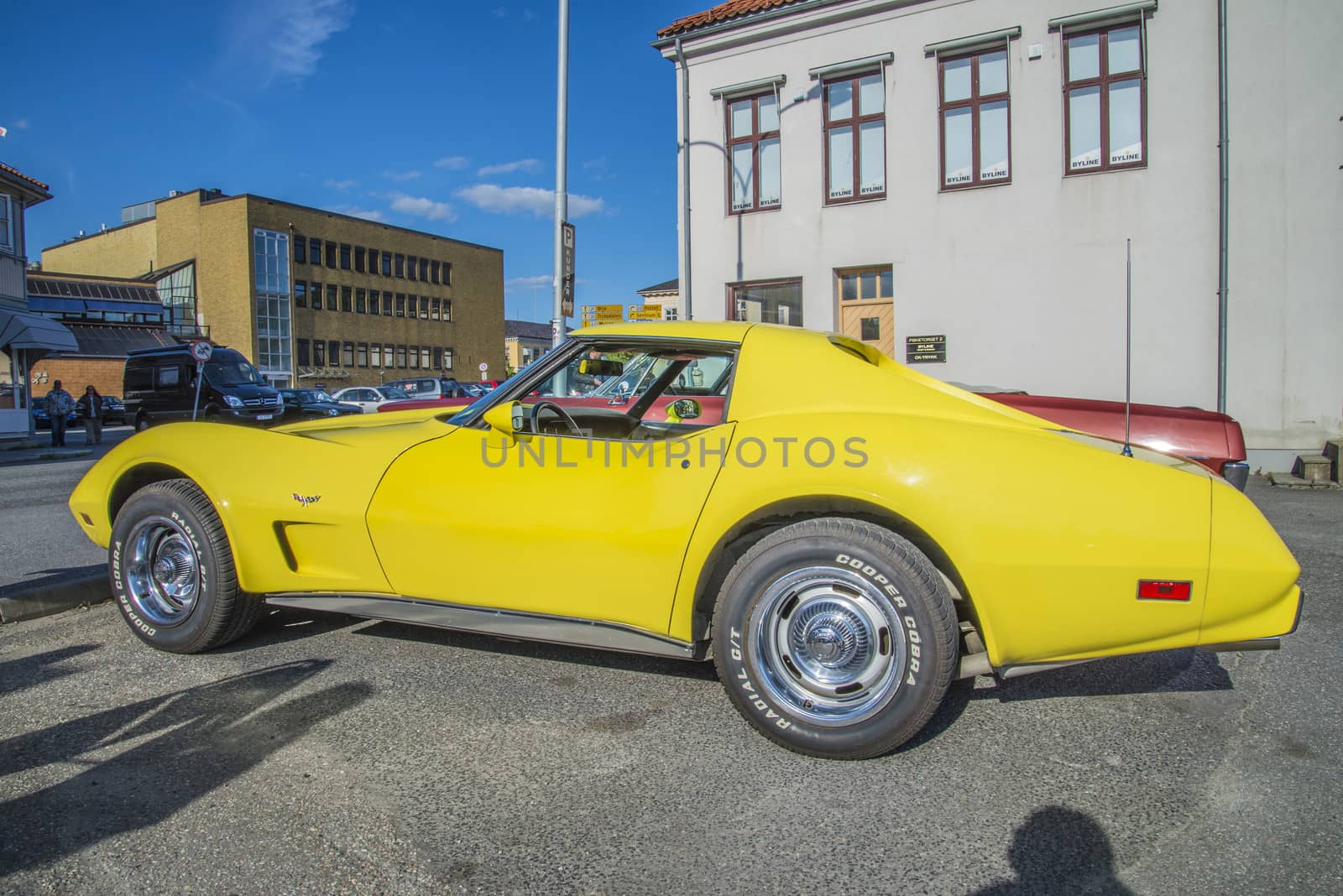 amcar, yellow chevrolet corvette by steirus