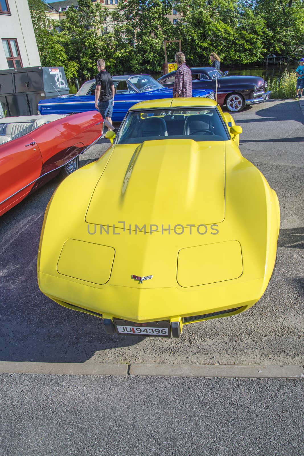 amcar, yellow chevrolet corvette by steirus