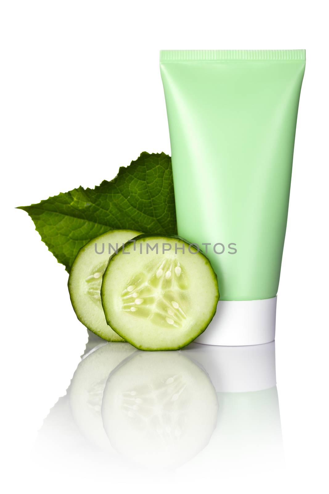 Cucumber Face Mask by bozena_fulawka