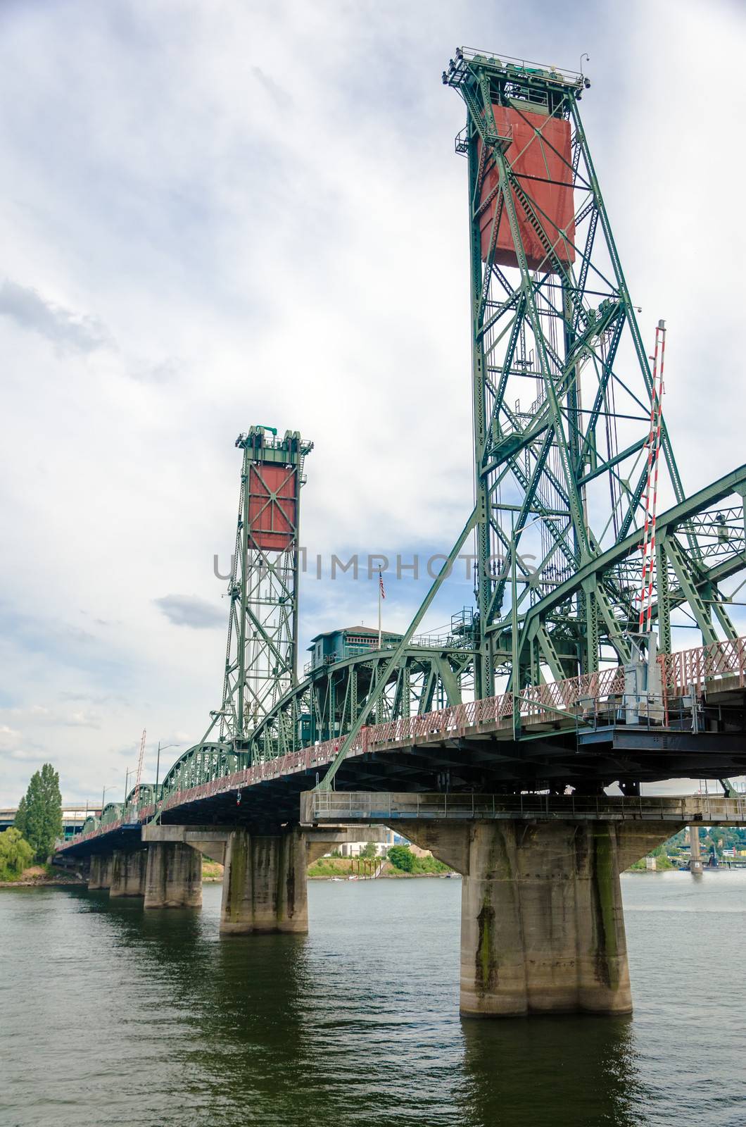 View of the Hawthorne Bridge crossing the Willamette River in Portland, Oregon