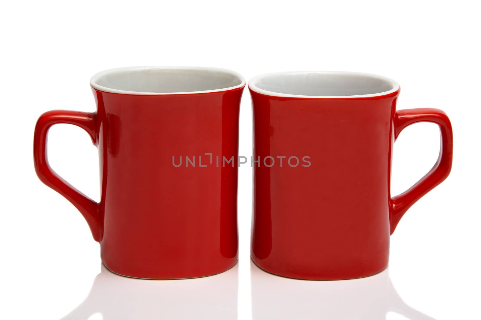 Two red cups by terex