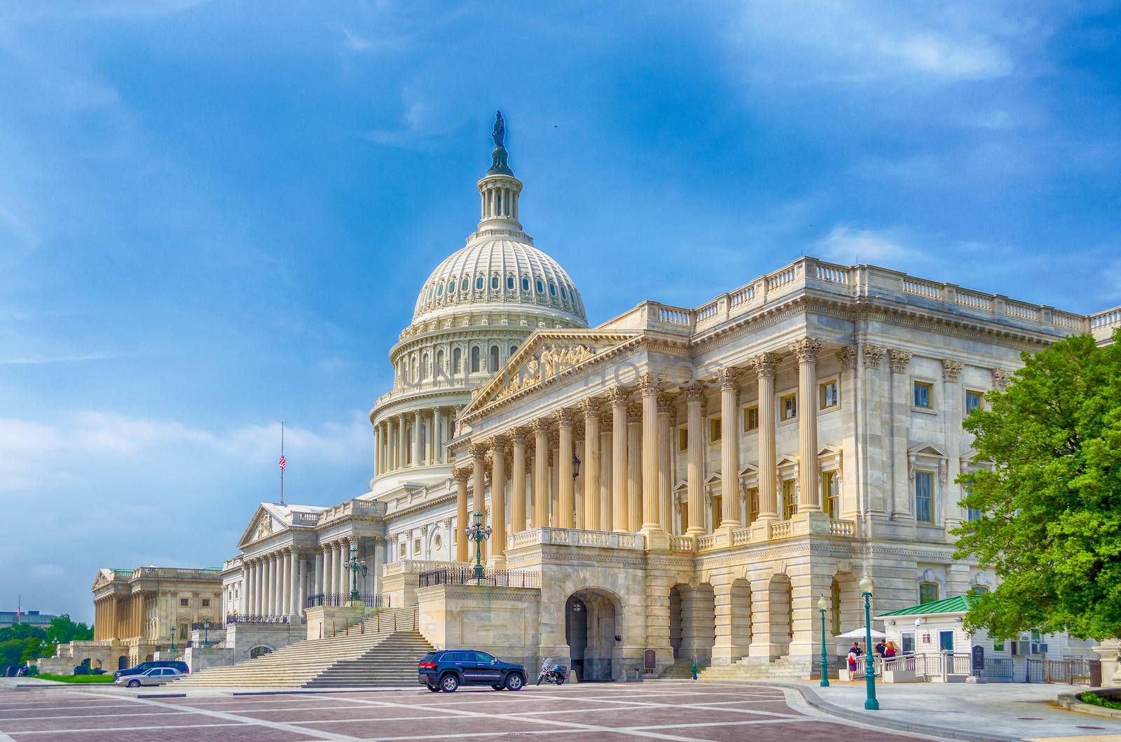 United States Capitol building, Washington DC by marcorubino