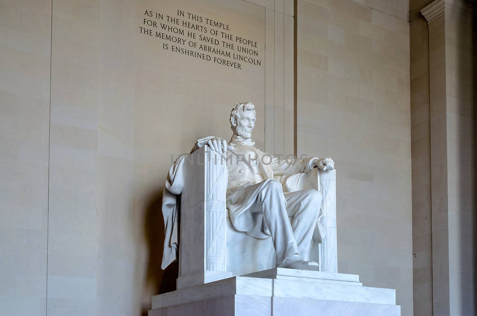 Lincoln Memorial, Washington DC by marcorubino