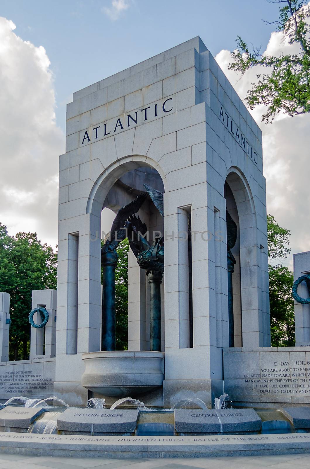World War II Memorial in Washington DC by marcorubino