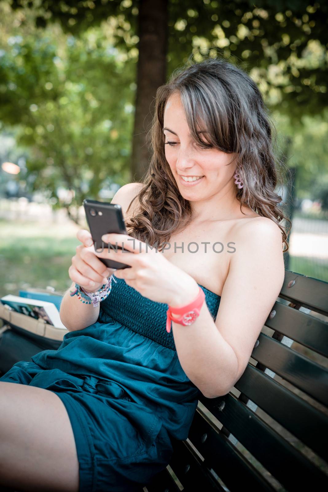 beautiful woman on the phone by peus