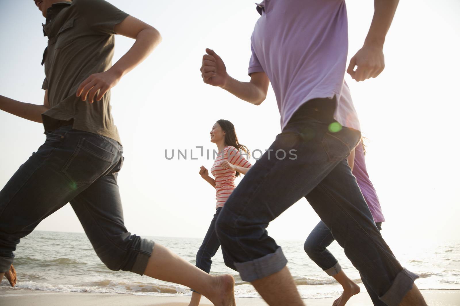 Friends Running at the Beach by XiXinXing