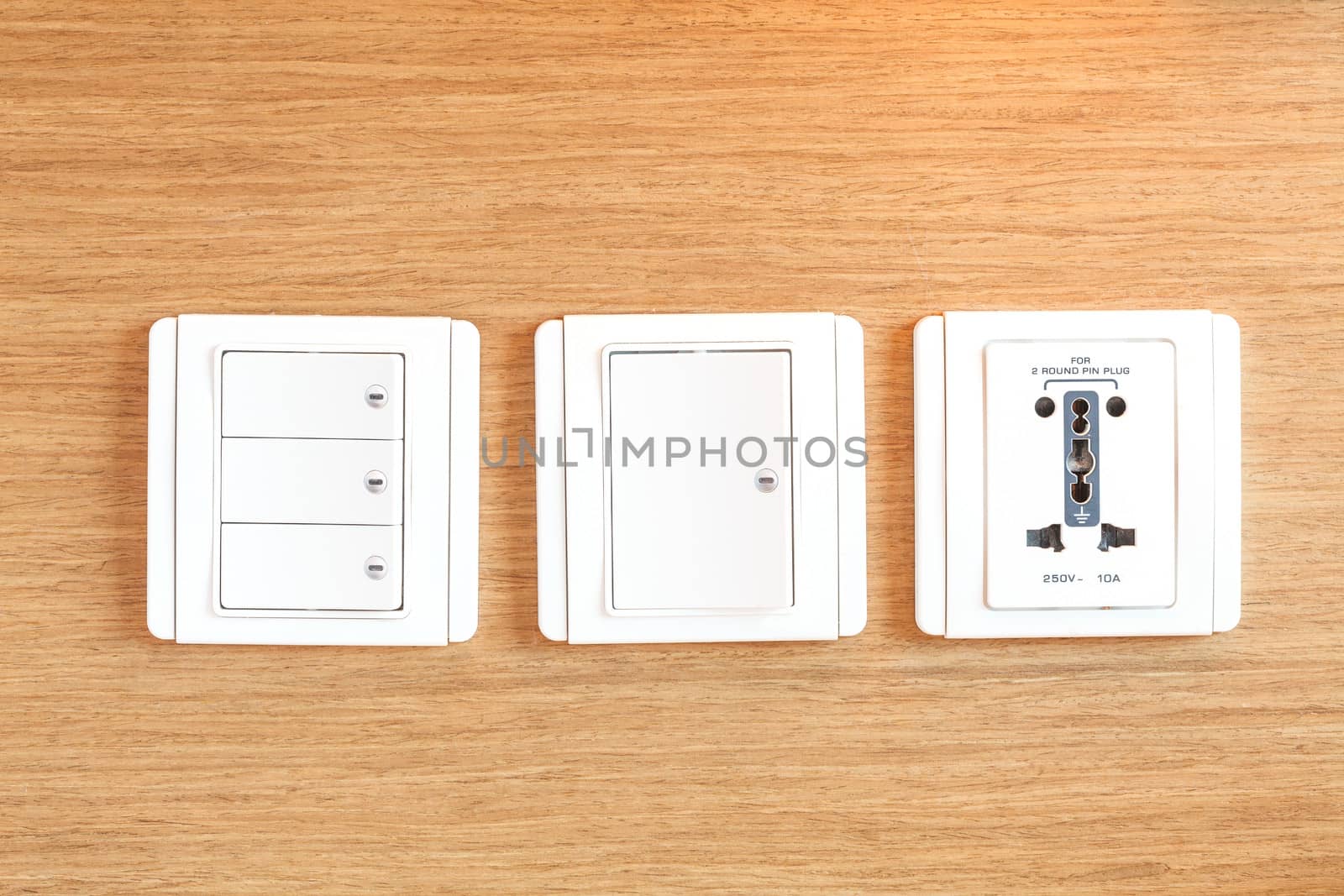 Socket and switches by jame_j@homail.com