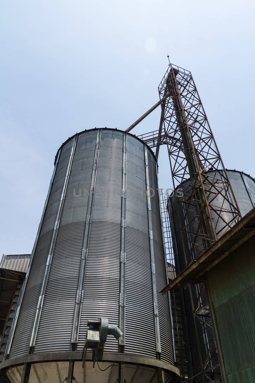 Metal silo for agriculure granary in Thailand