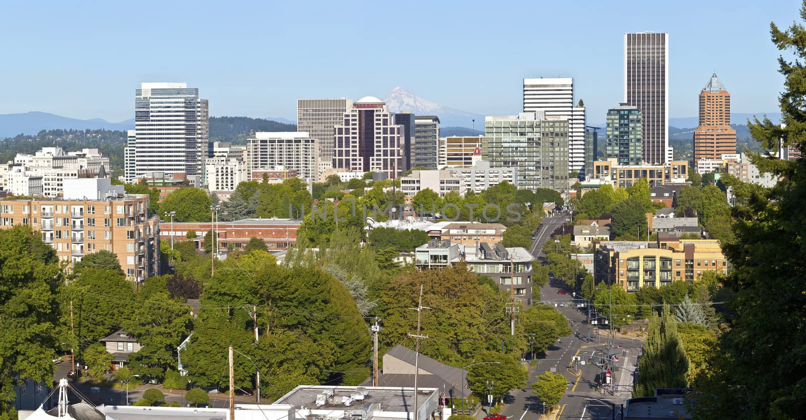 Portland Oregon skyline panorama from vista bridge eastbound.