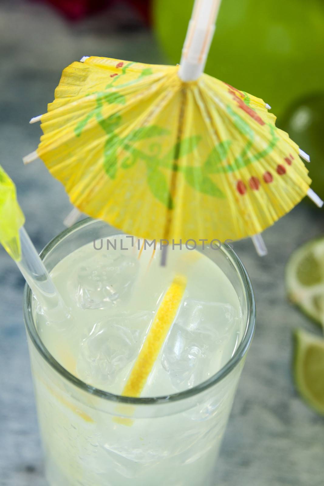 Lemon Drink by jabiru