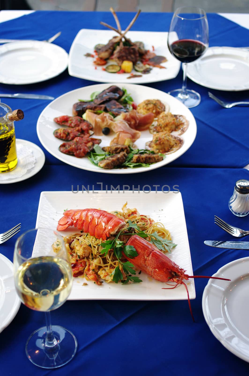 Italian cuisine dinner table, Restaurant