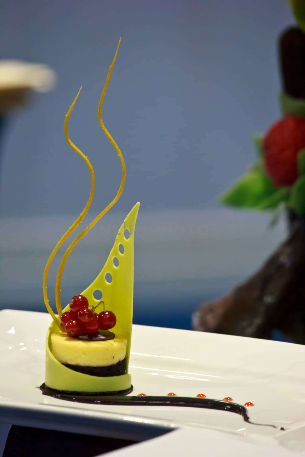 Coconut cheese with chocolate mud cake in the Thailand ultimate chef challenge 2013