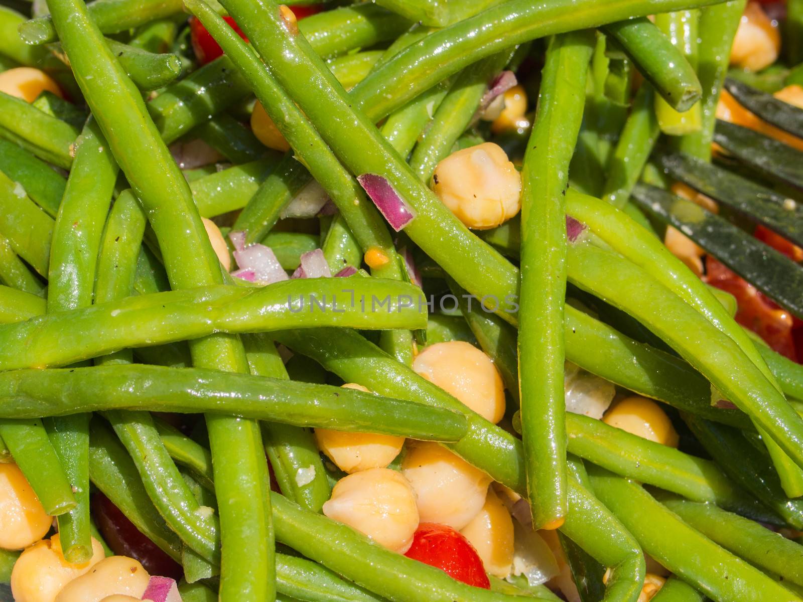 Green beans with garbanzo by melastmohican