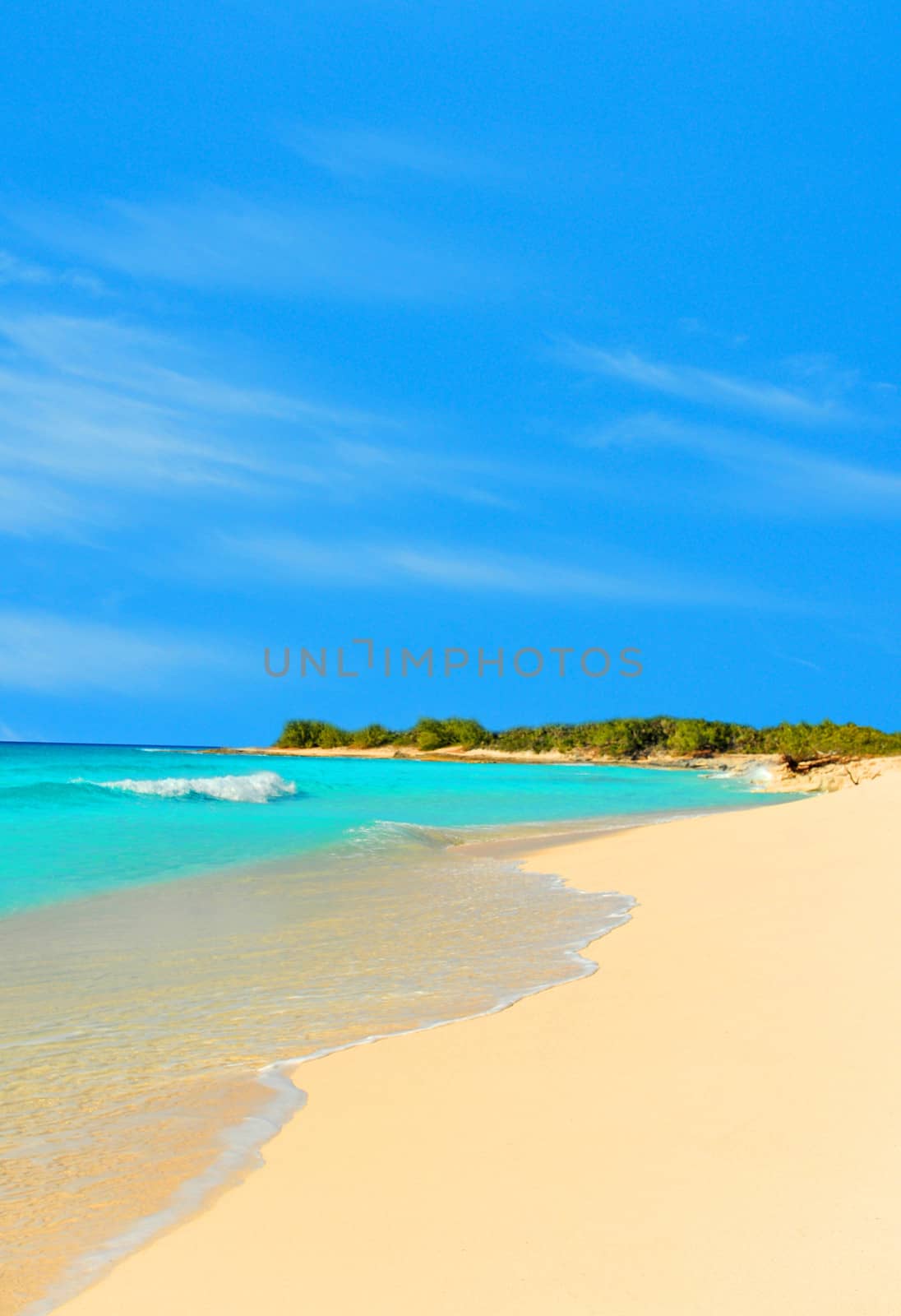 stunning tropical beach landscape with turquoise water and white sand with nobody