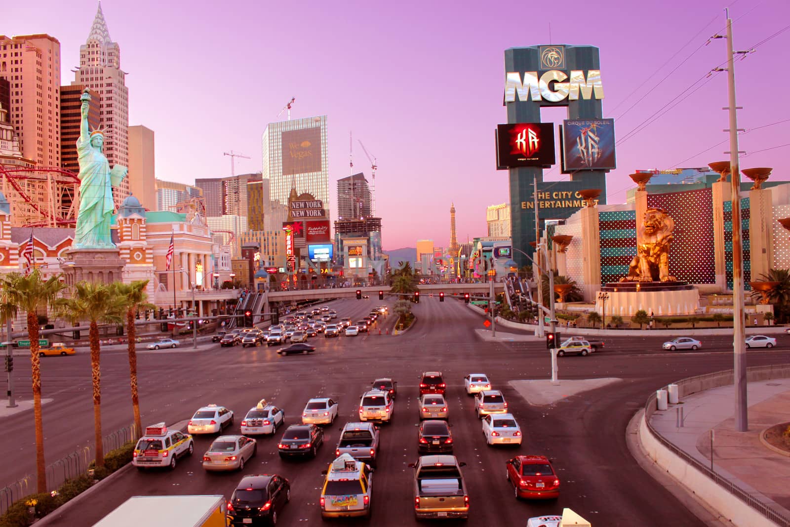 Las Vegas Strip Sunset by Wirepec