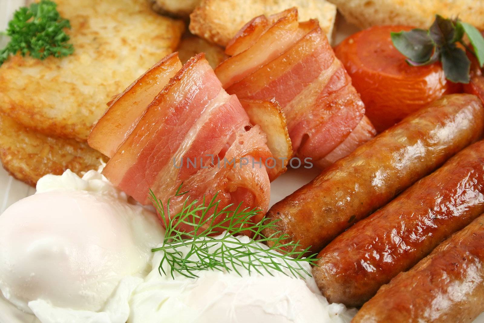 Ploughmans big breakfast of sausages, bacon, eggs, hash browns, mushrooms and toast.