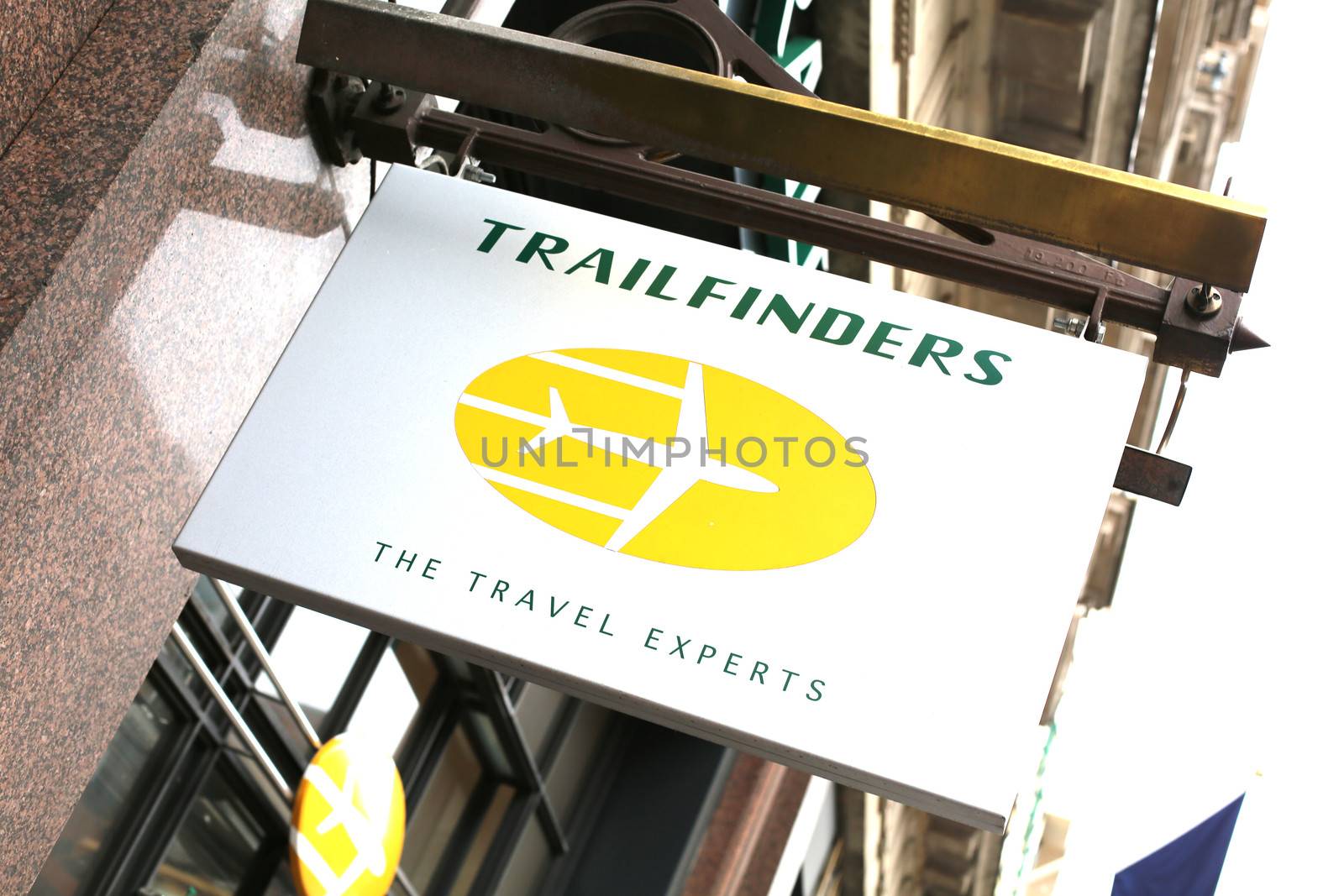 Trailfinders Shop Sign