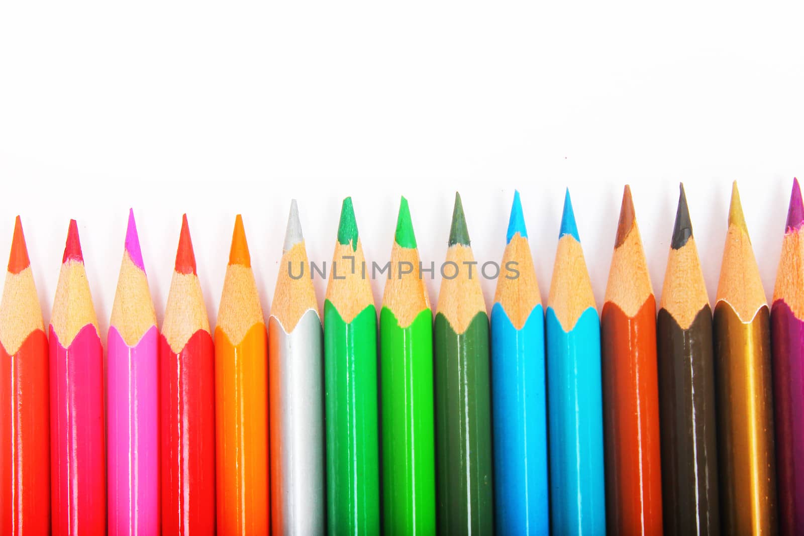 colorful pencils by motionkarma