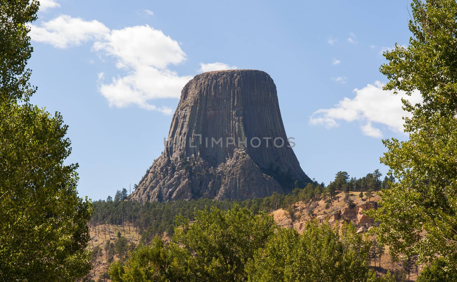 Mysterious Devils Tower by picturyay