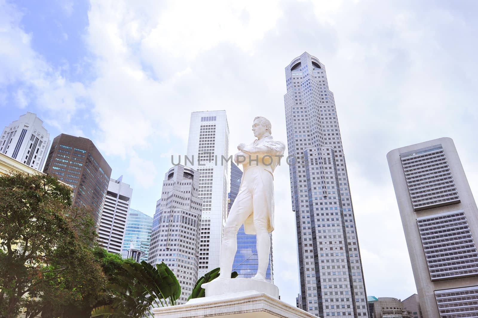 Statue of Sir Tomas Stamford Raffles - best known for his founding of the city of Singapore. He is often described as the "Father of Singapore".