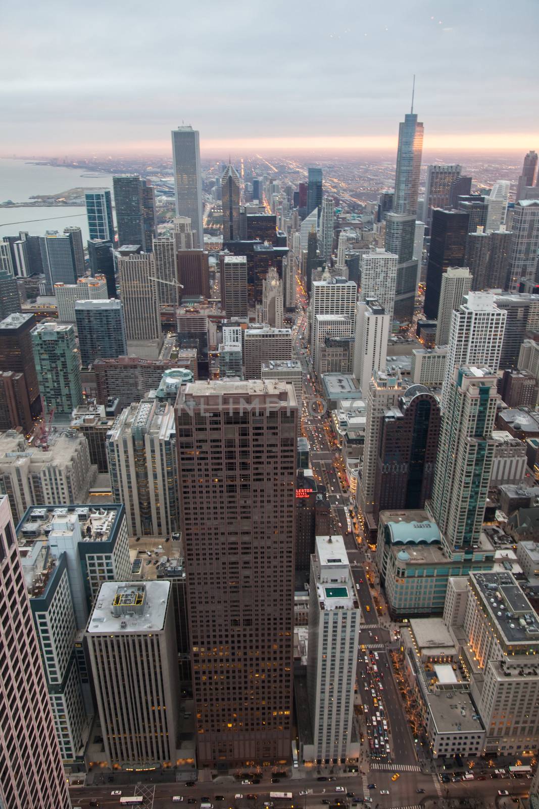 Chicago skyline from the hancock tower by melastmohican