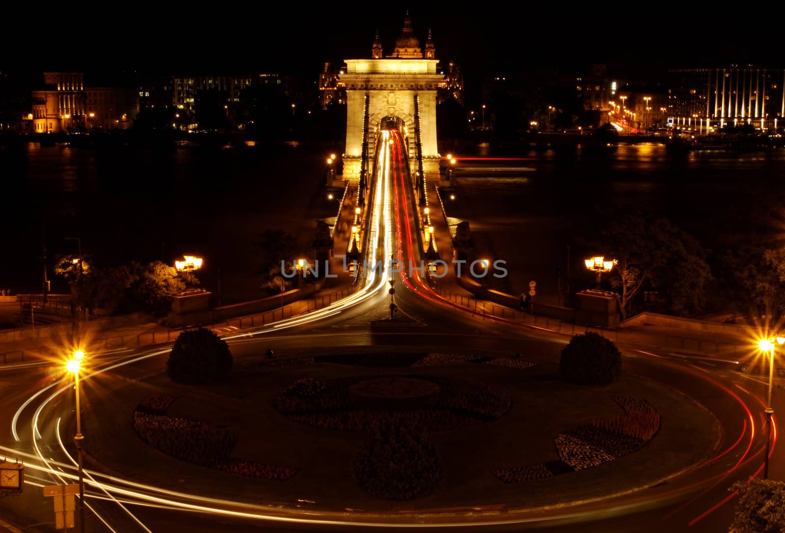 Night image with traffic of the hungarian chain Bridge extremly high donau