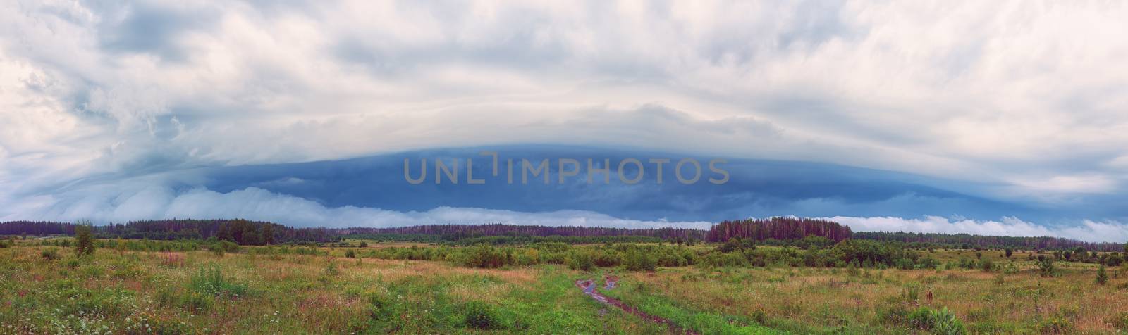 storm Clouds by vicnt