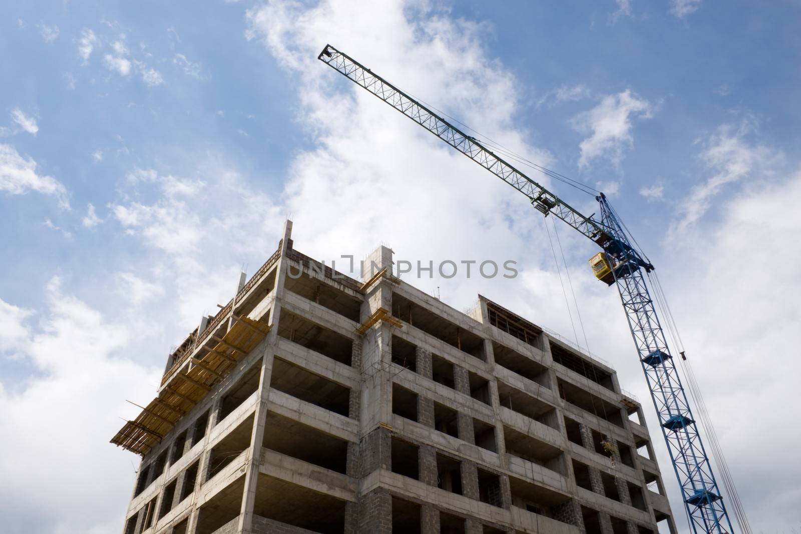 Construction of a new trading building.