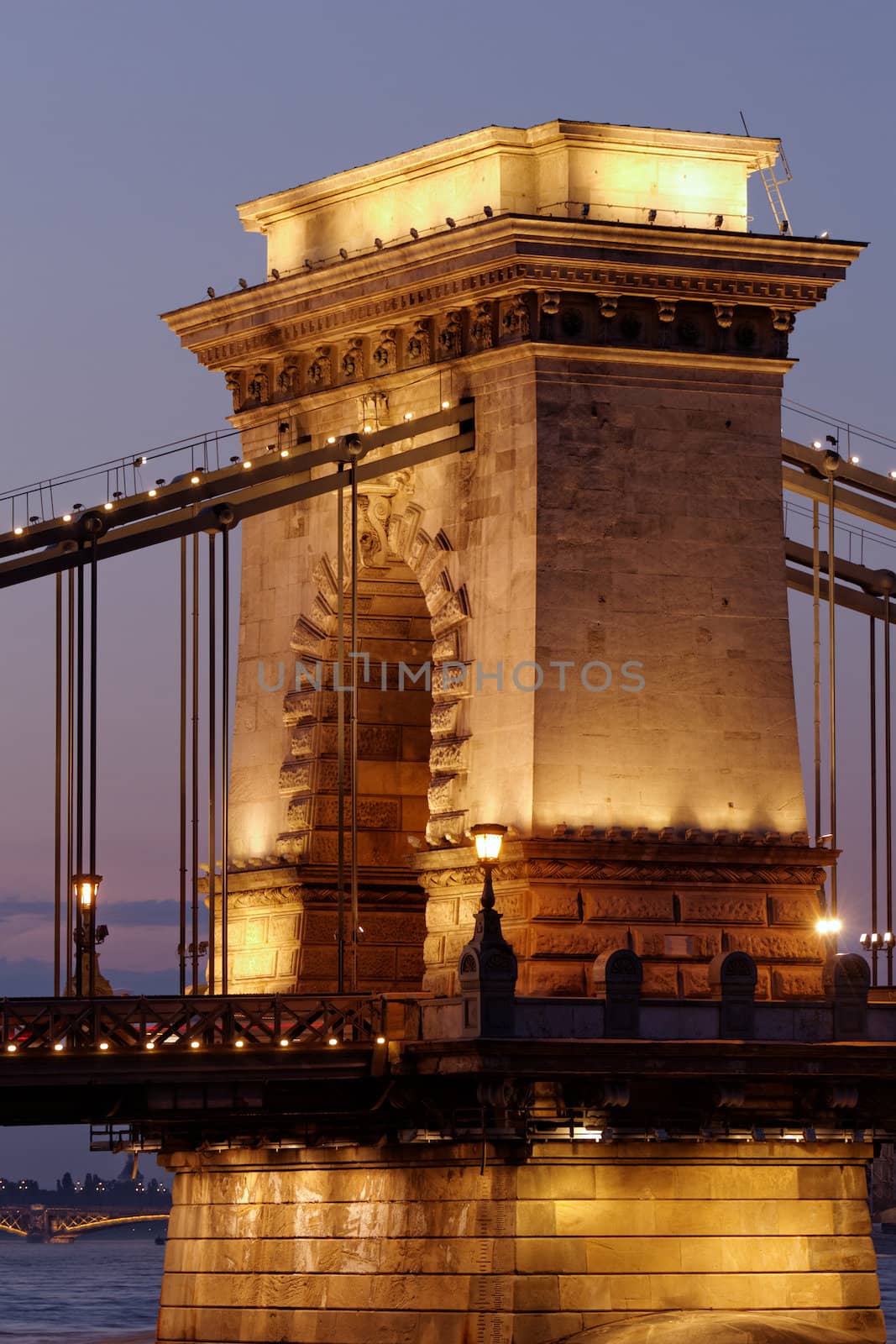 Night image with traffic of the hungarian chain Bridge