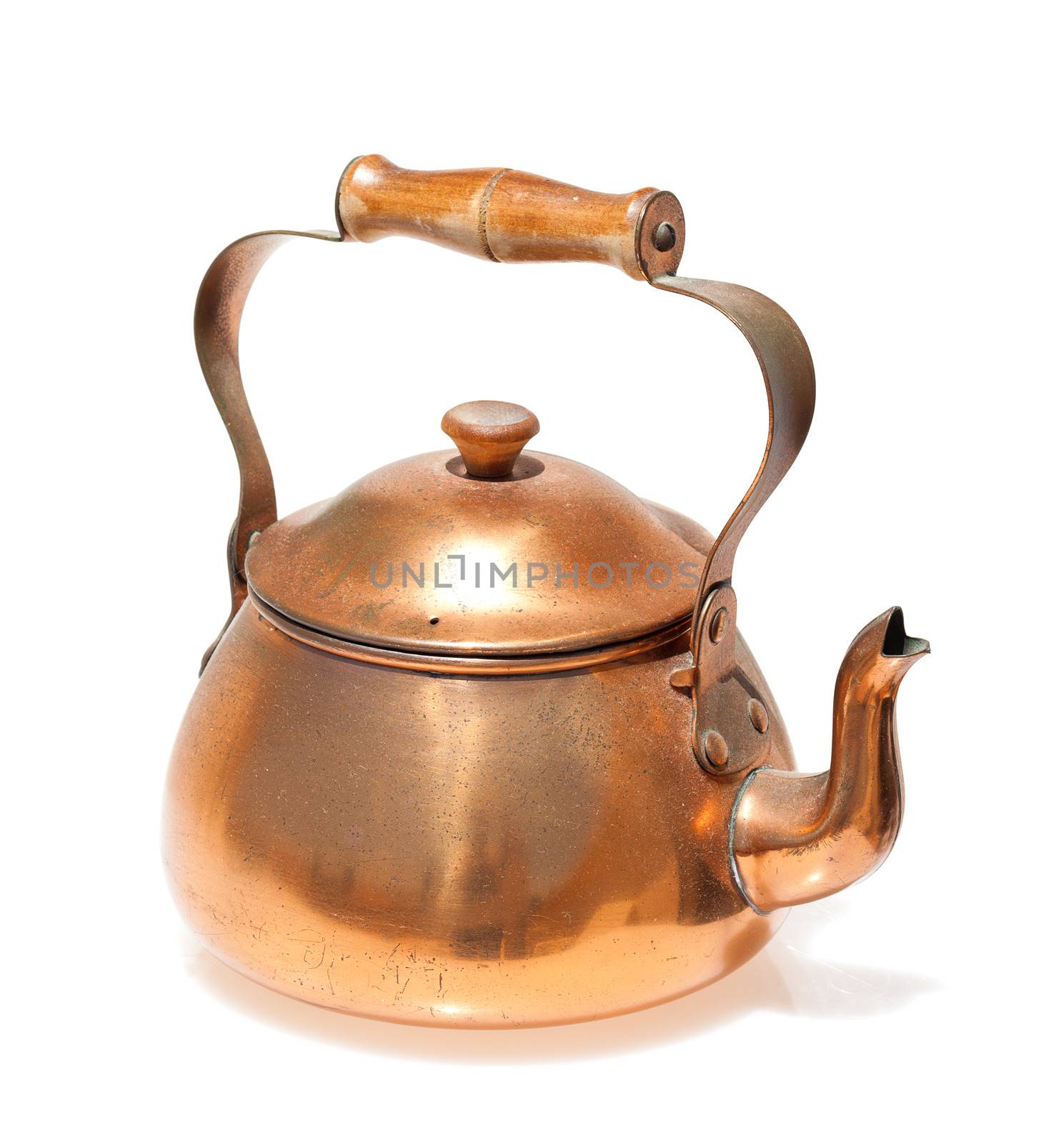 Antique copper teapot by Discovod