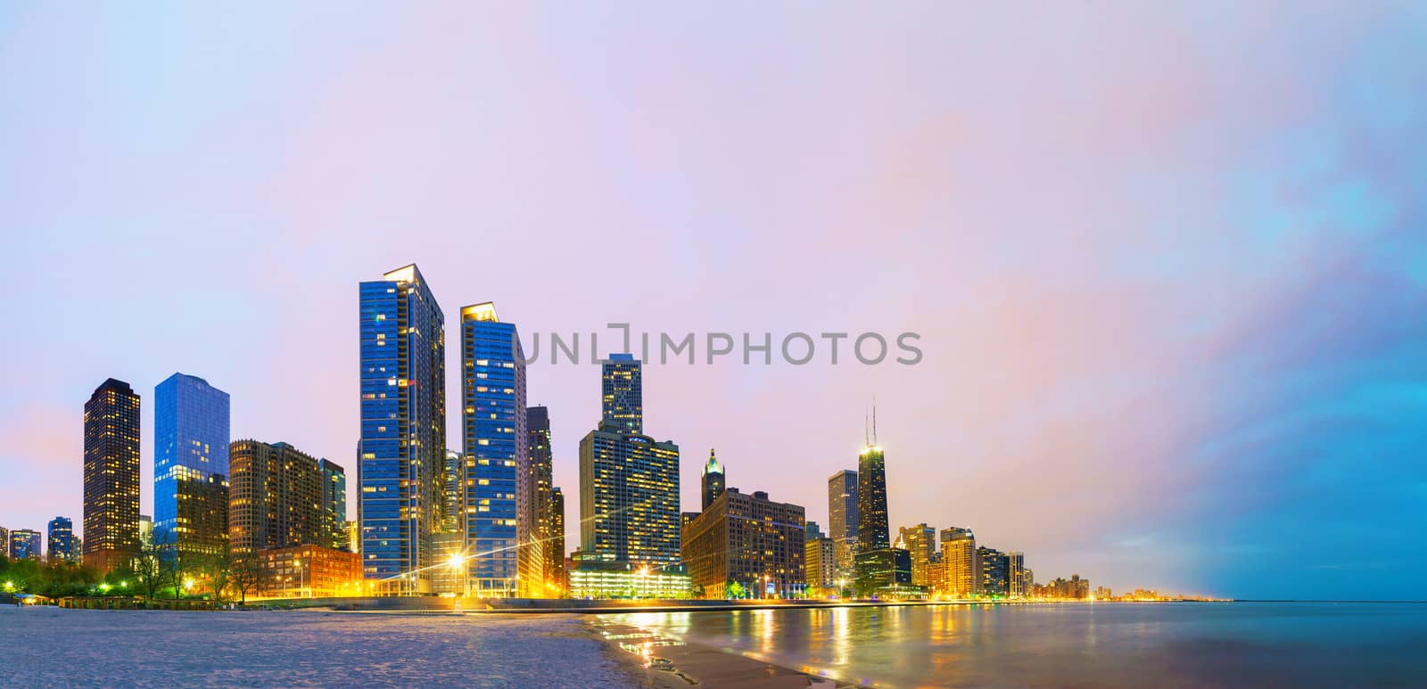 Downtown Chicago, IL at sunset by AndreyKr