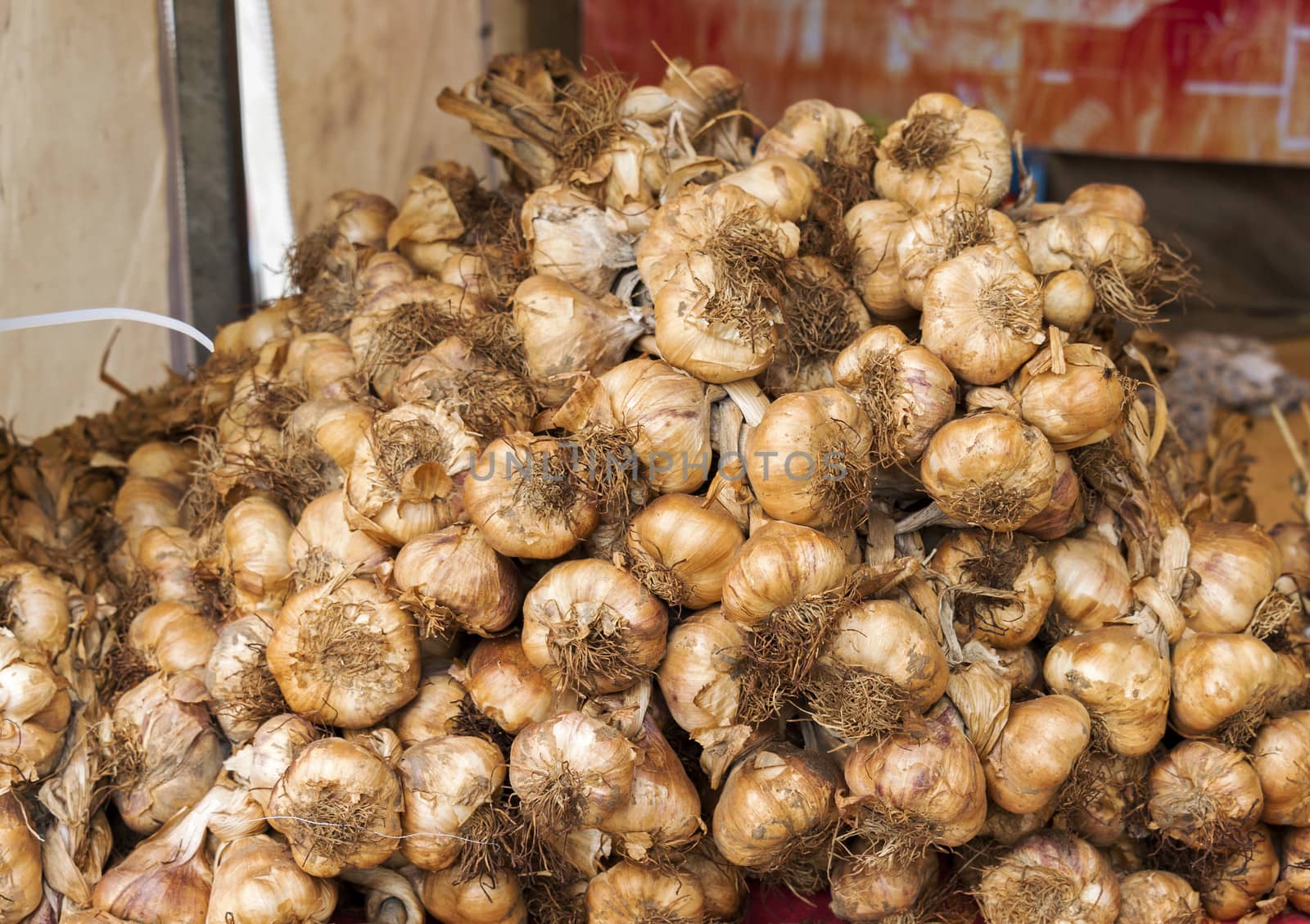 lot of garlic for sale on the market