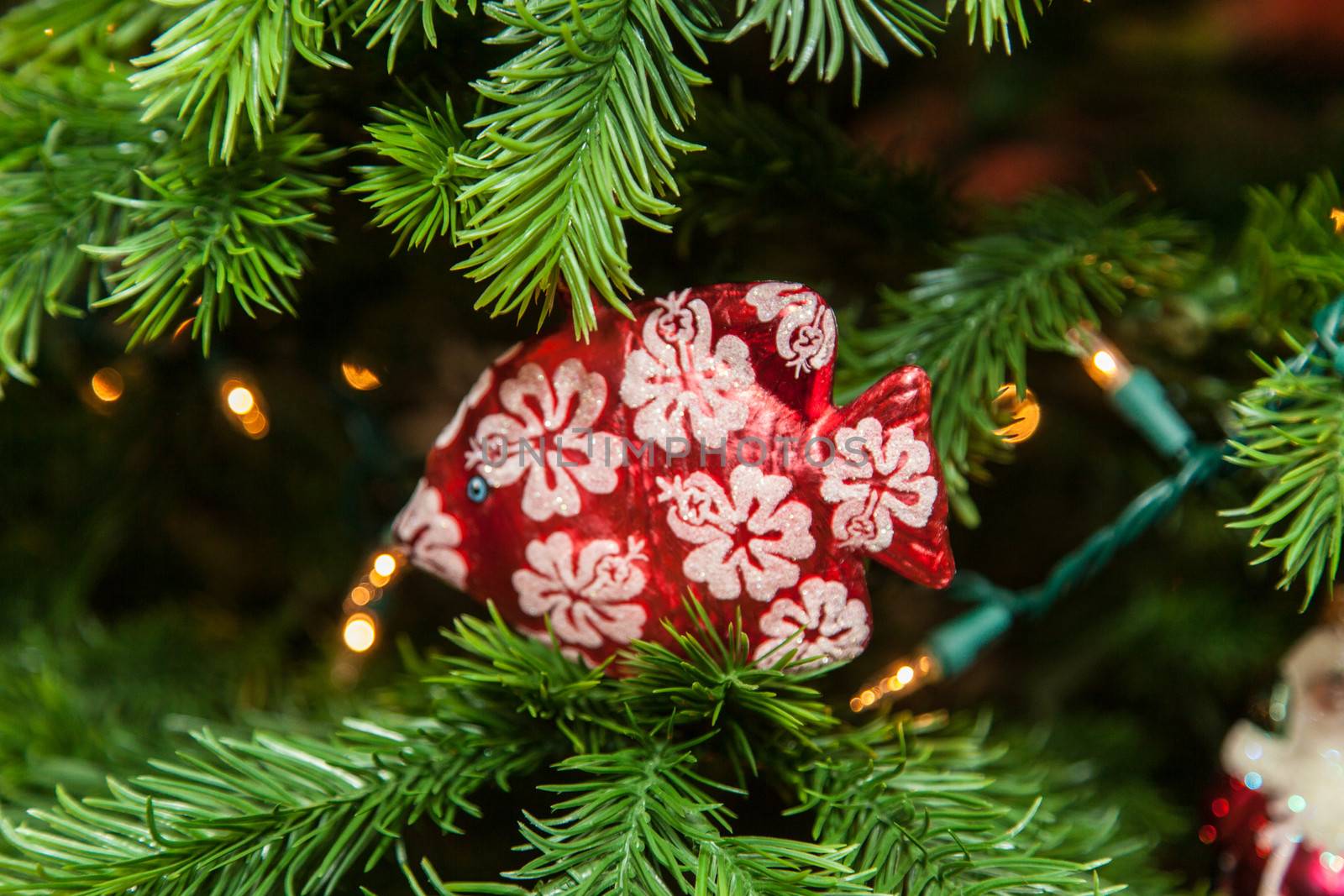 Christmas tree decorations by melastmohican