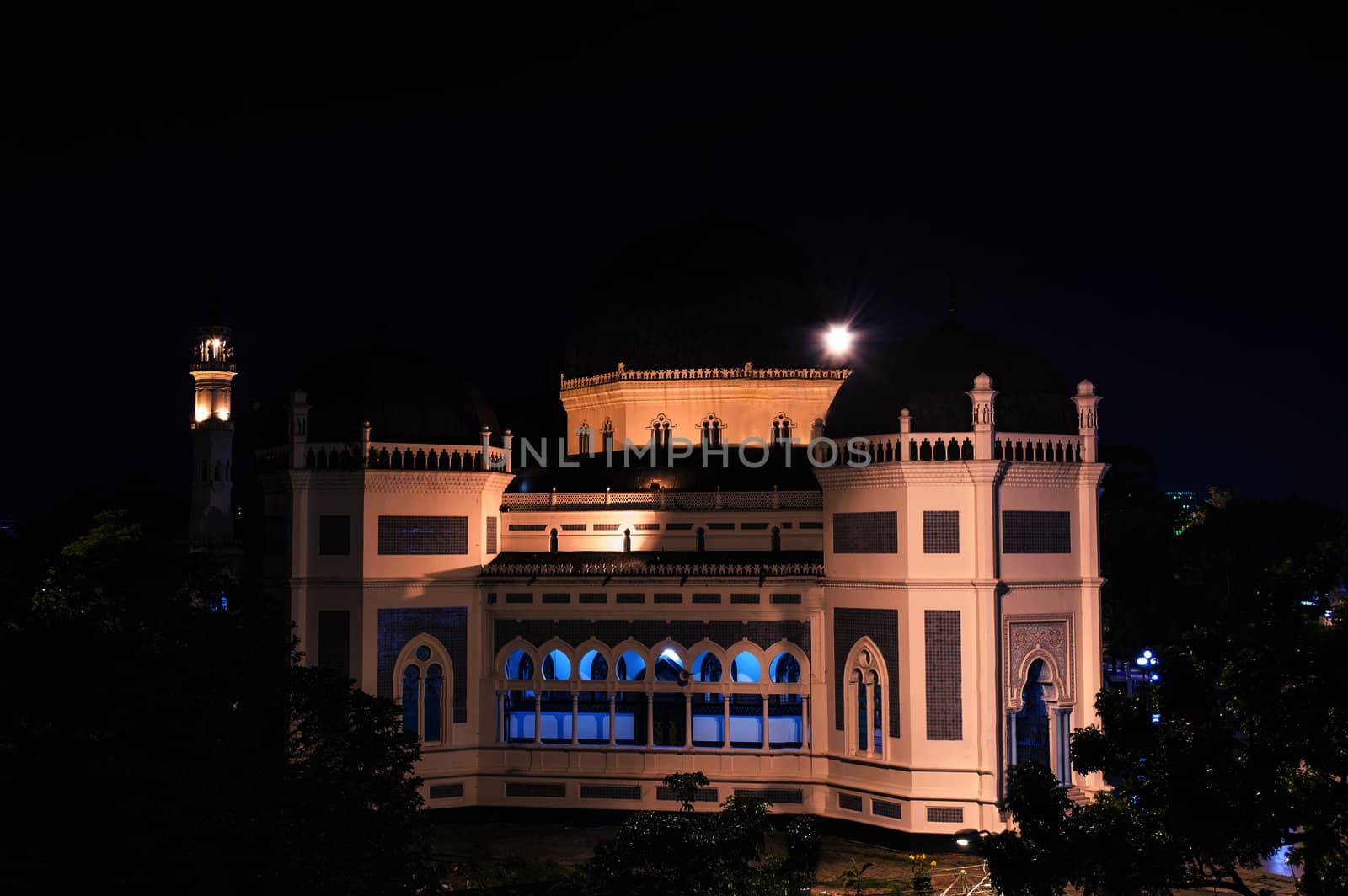 Medan's Great Mosque at Night. by GNNick