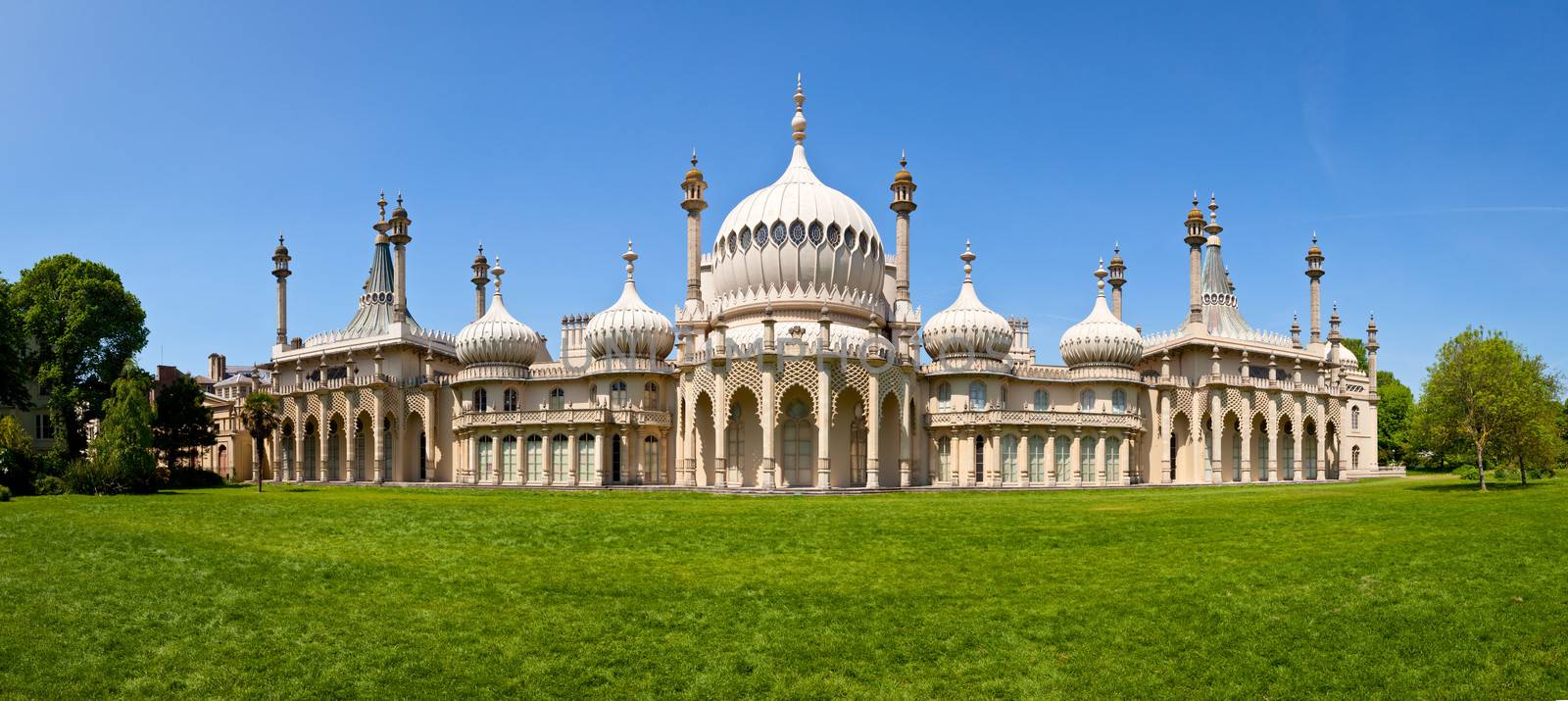 Panoramic view of the Royal Pavilion in Brighton, England