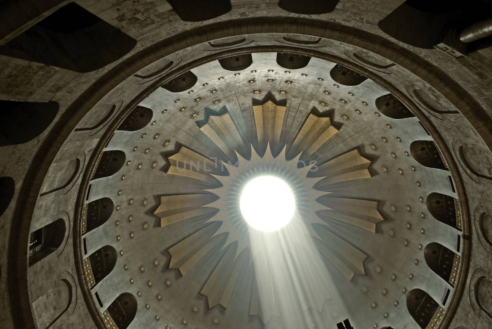 Church of the holy sepulchre, Jerusalem by sarkao