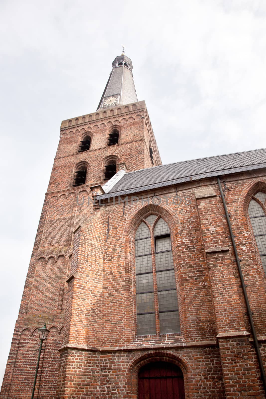 oude kerk in Barneveld by ahavelaar