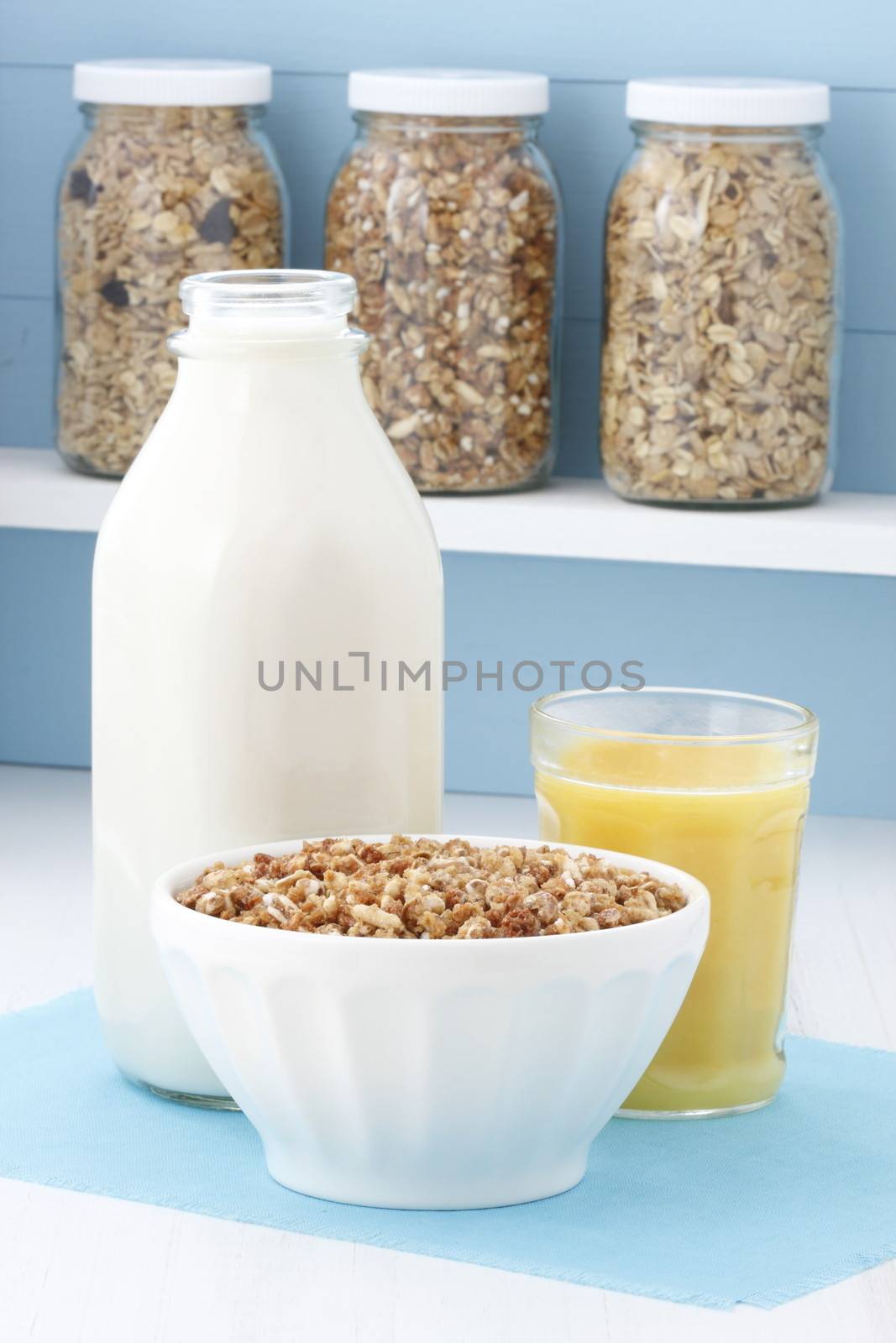 Delicious healthy cereal breakfast by tacar